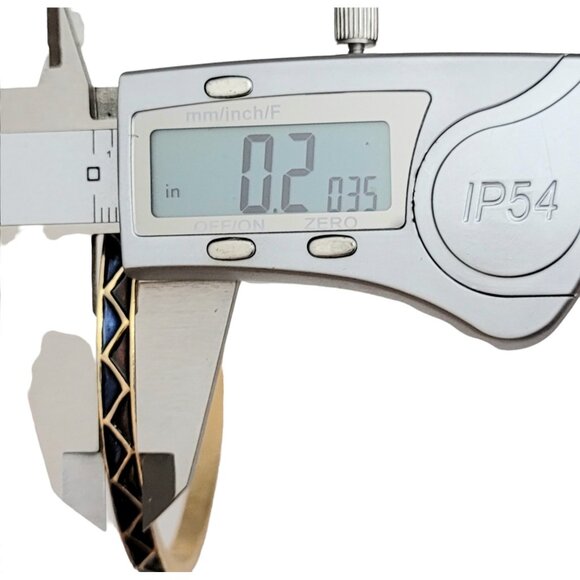 Trifari Crown Over T Gold Tone Red Blue Enamel Thin Bangle, Signed - Picture 6 of 7